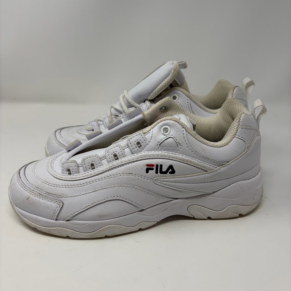 Fila Classic White Athletic Shoes Size 8